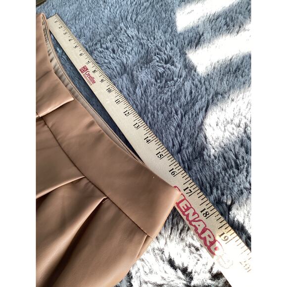 Express Women's Faux Leather Pleated Super High Rise Ankle Pants Brown Size 14R - Picture 11 of 12